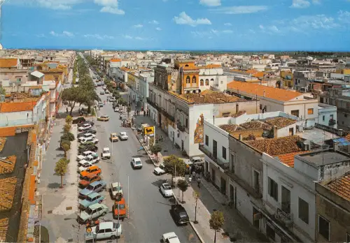 B108090 Spanien Bernalda Corso Umberto Main Street Cars Echtfoto UK