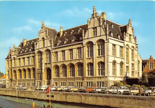 BG5257 oudenaarde rechtsgebouw car voiture belgien