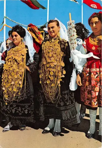 B74443 minho festa de traje portugal types