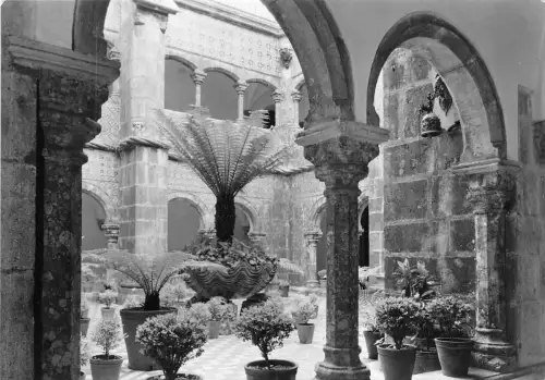 BR6618 Palacio nacional da Pena Sintra Cloitre lisboa portugal