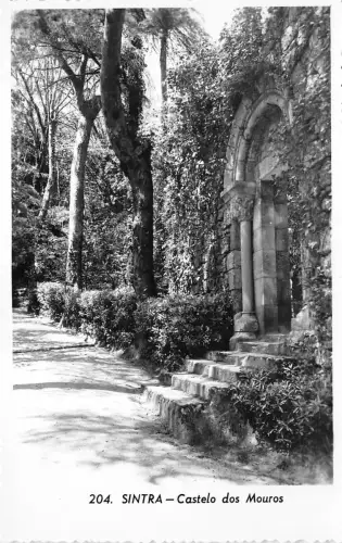 BR38296 Sintra castelo dos mouros portugal
