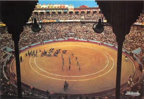 BF40397 barcelona spain plaza de toros monumental corrida toros bull taureau