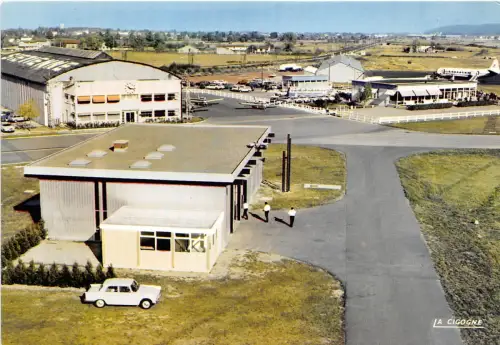 B57740 Saint Etienne Boutheon Flugzeug Avionen Flughafen Flughafenflughafen