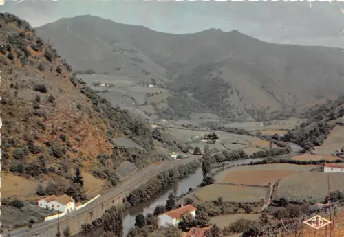 BR8267 Bidarray La vallee de la Nive france