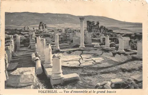 uk41760 vue d ensemble et le grand bassin volubilis Berberstadt in Marokko