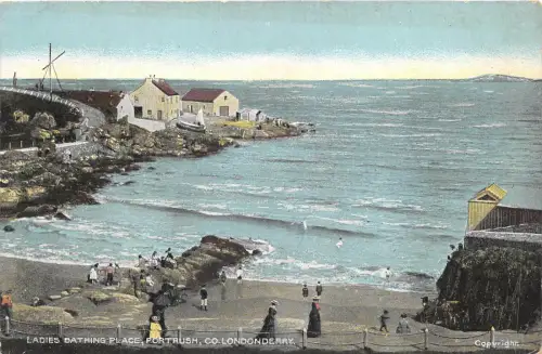 br108967 damen badeplatz portrush londonderry irland