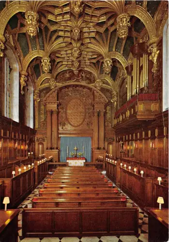 B87820 hampton court palace middlesex the chapel royal uk