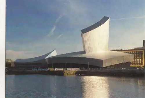 B87869 Imperial War Museum North UK