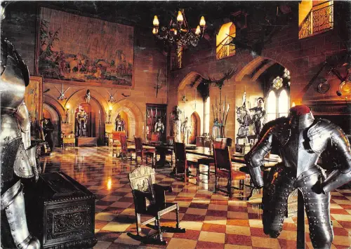 BT18518 warwick castle the great hall uk