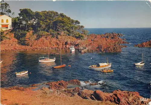 BR15282 Schiffsbateaux Saint Raphael Parc Santa Lucia Calanque Frankreich