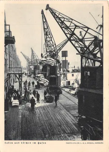 Bg33003 leben und loschen im hafen germany ship bateaux