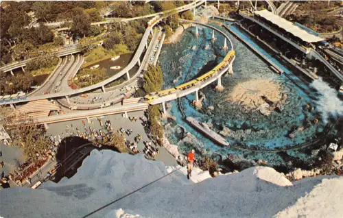 B66705 Tomorrowland dysney