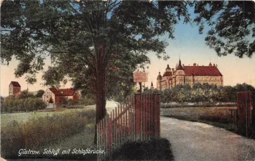 Lot116 gustrow schloss mit schlossbrücke germany