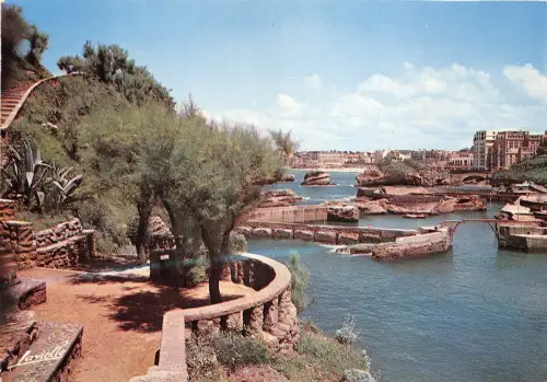 BR8826 Le Port des Pecheurs Biarritz Frankreich