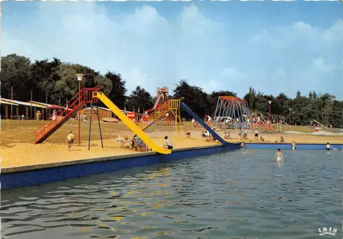BG5149 l hirondelle oteppe piscine avec plaine de jeux belgium