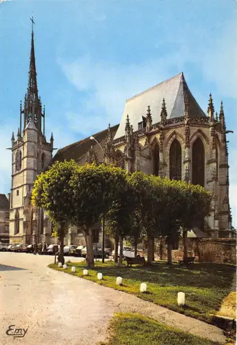 BR244 L Eglise Ste Foy Style extravagante Conches Frankreich