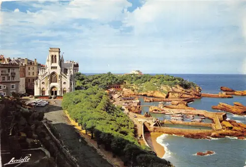 BR8827 Le Port des Pecheurs Biarritz Frankreich