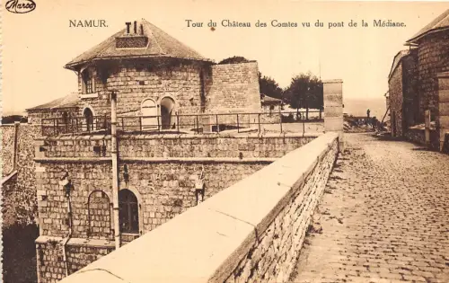 BR35855 Tour du Chtaeau des Comtes cu du pont de la mediane Namur belgien