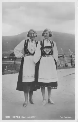 B65204 Norwegen Norge Nasjonaldraker Trachtenarten