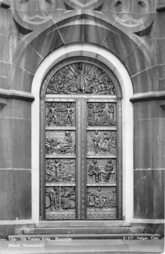 B71345 Oslo Var Frelsers kirke Broncedarl Norway