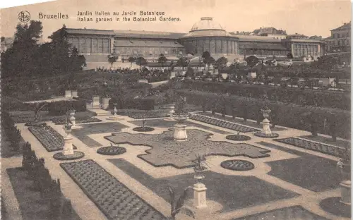BR32124 Bruxelles JArdin italien au Jardin Botanique belgium