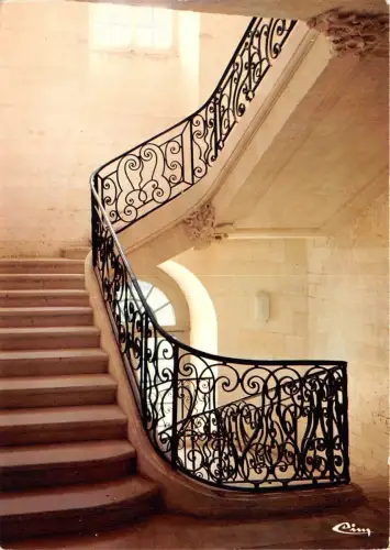 BR205 Escalier Ste cecile Abbaye du Le Bec Hellouin france