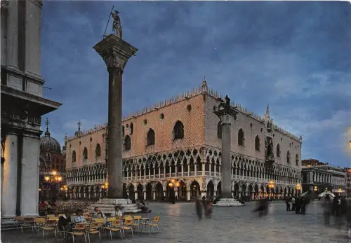 B58475 Venezia Palazzo Ducale notturno italy