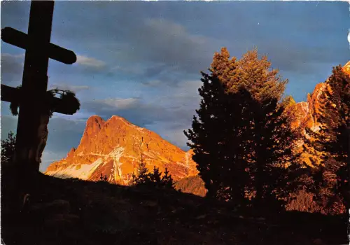 B68817 tramonto sul Sasso di Putia italy