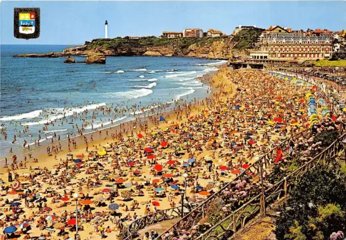 BG5484 biarritz la plage l hotel du palais le phare france