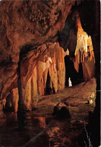 B84527 grotte di castellana bari la madonina italy