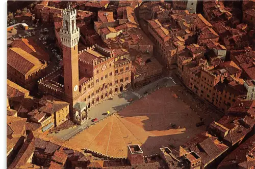 BG13593 siena piazza del campo veduta aerea italy
