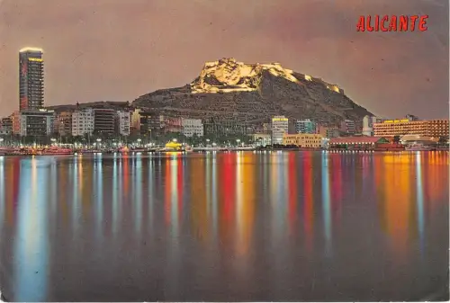 B84176 alicante vue nocturne al fondo el castillo de sta spain