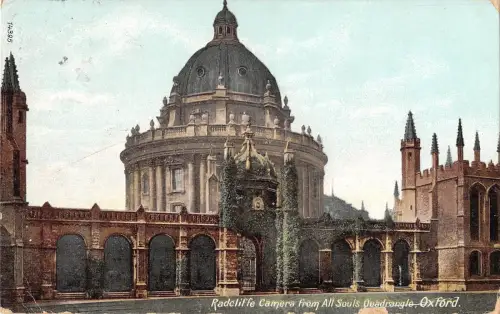 BR79889 Radcliffe Kamera von All Souls Quadrangle Oxford UK
