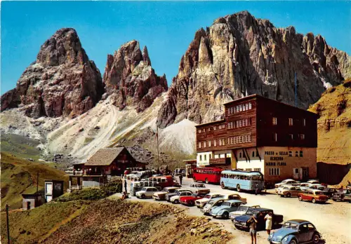 B68381 Italia Dolomiti Maria Flora al PAsso Sella autobus cars voitures italy