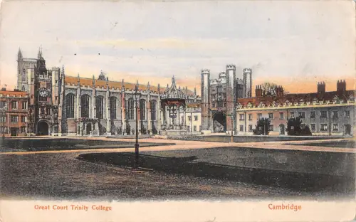 uk2949 great court trinity college cambridge uk
