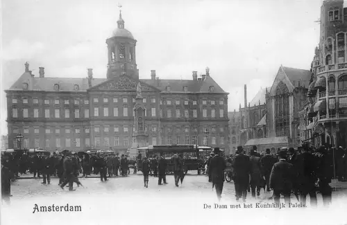 Lot108 Amsterdam Niederlande der Damm mit dem Königspalast