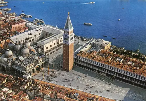 B84563 venezia piazza san marco italy