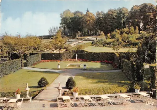 BG35310 les jardins d annevoie entree du jardun des fleurs belgium