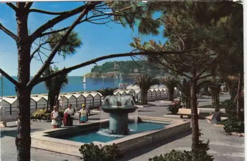 BG27985 varazze fontana del viale delle palme italy