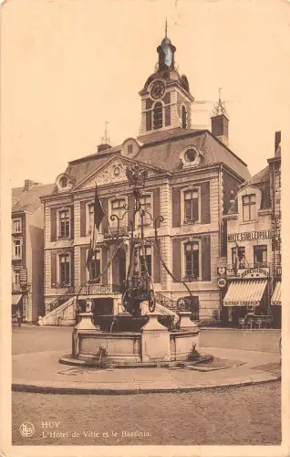 BR55605 Huy l Hotel de ville et le bassinia belgium