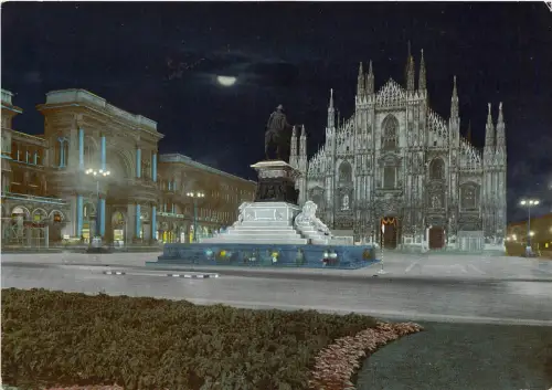 BR1207 Milano Piazza Duomo Notturno italy