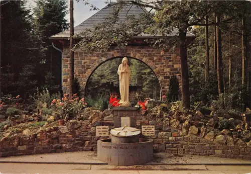 BT5944 Banneux Notre Dame la source Belgien