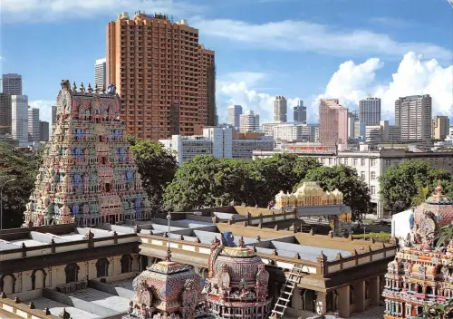 BT12029 Singapurs Hochhäuser Chettiar Hindu Tempel Singapur