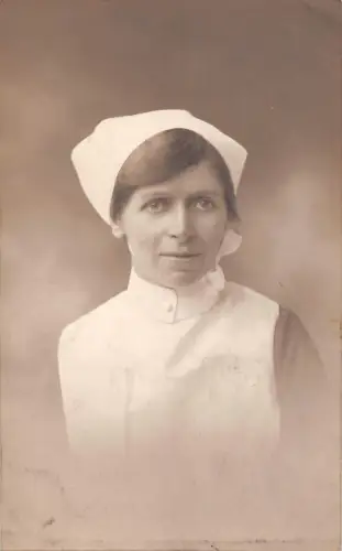 uk33499 gravesend british social history krankenschwester hospital medical real photo kent