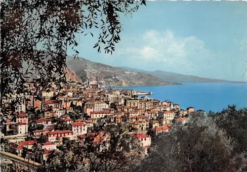 BR4448 Menton Vue aerienne de la Ville france