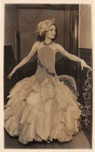 br109236 Sozialgeschichte Frau Mode Schönheit Echtfoto UK Manchester Jenkinson