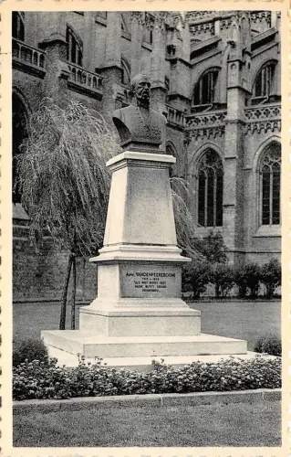 BR41582 Standbeeld Ieper Belgien