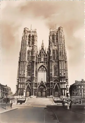 BR6705 Bruxelles Eglise Colegiale des SS. Michel et Gudule belgien