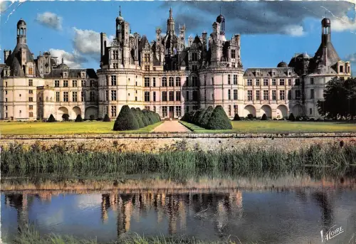 BR2718 Chambord La facade principale du chateau france