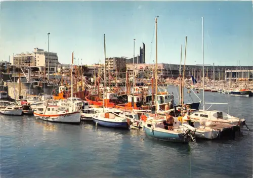 BR779 Frankreich Royan le port boats bateaux